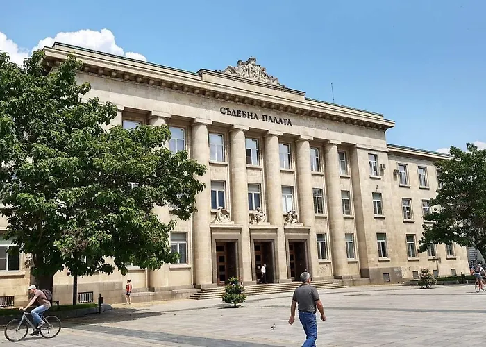 Апартаменты Sky Blue Danube Русе