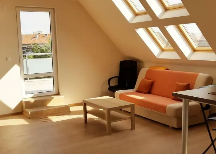 Sky Blue Danube Apartament *